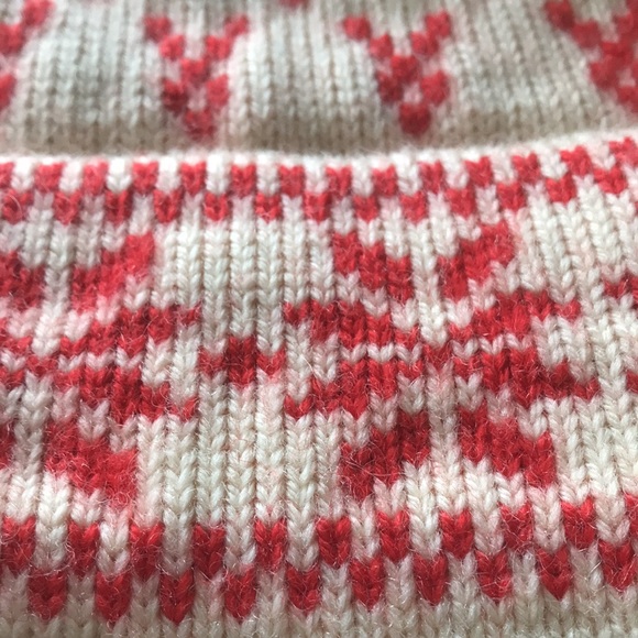 ✨Sold✨ Vintage 100% Wool Toque For Salvage Or Crafting - Picture 4 of 10